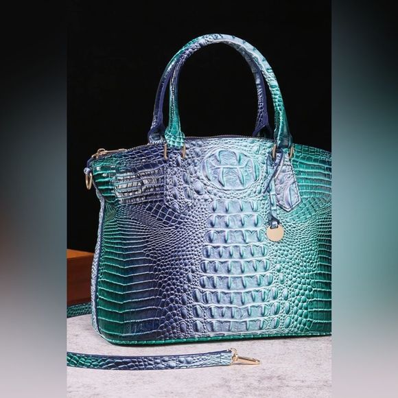 Auralis Handbag in Deep Sea Blue | Vegan Leather Ombre Handbag Blue Ombré Multicolor Gradient PU Leather Handbag